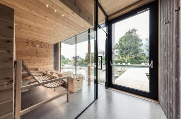 Sauna with a view on the pool