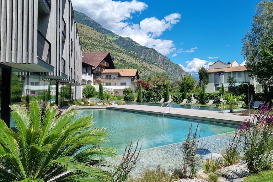 poolanlage-sommer-2025