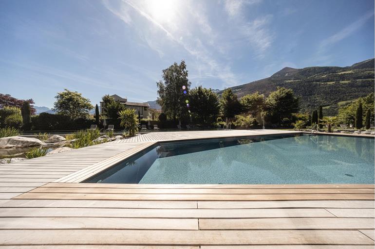 Saltwater pool